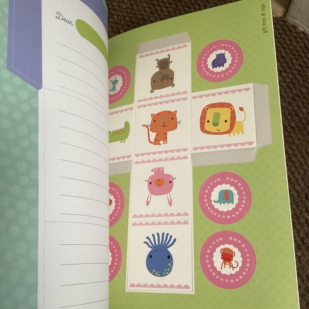 Paper gifting crafts, cards and decorating books - Picture 6 of 14